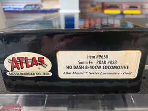 Atlas 9650 DCC Sound Dash 8-40CW - Santa Fe #833