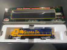 Load image into Gallery viewer, Atlas Master 9033 DCC - Dash 8-40B loco - Santa Fe BNSF patch #8615