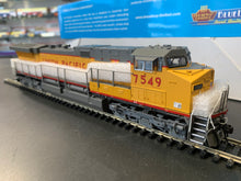 Load image into Gallery viewer, Broadway Blueline HO 5056 GE AC6000 Union Pacific #7549 DC sound